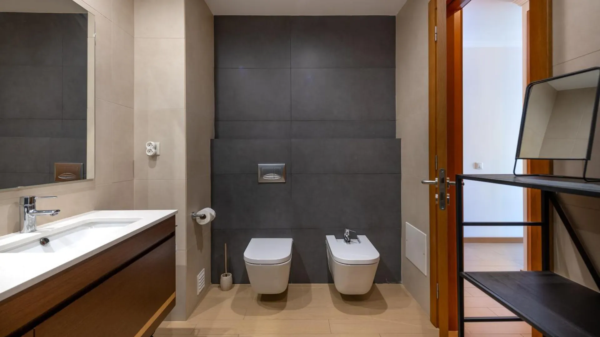 Sunscape Rocha Prime - Oceanview - Wifi - Parking Apartment Portimao Portugal